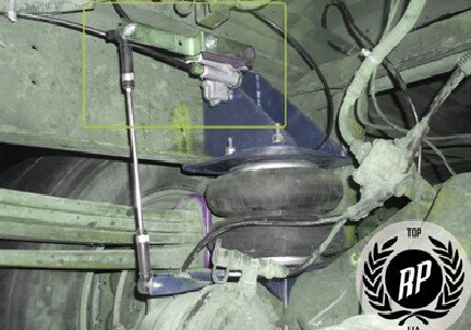 Кран рівня підлоги пневмопідвіски